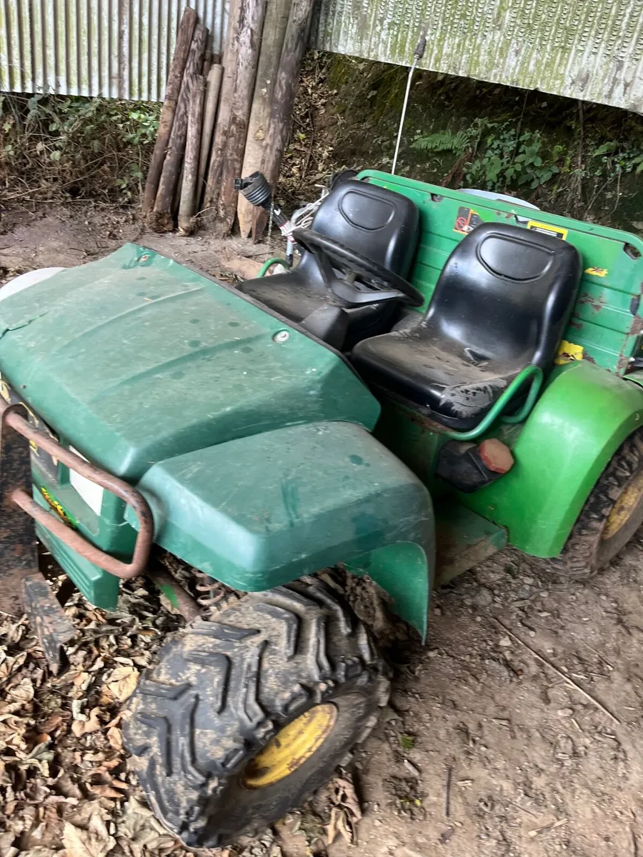 John deer gator - Image 1