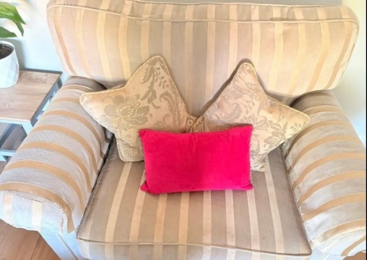 2 & 3 seater side - Image 3