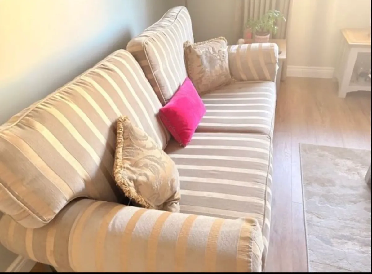 2 & 3 seater side - Image 1