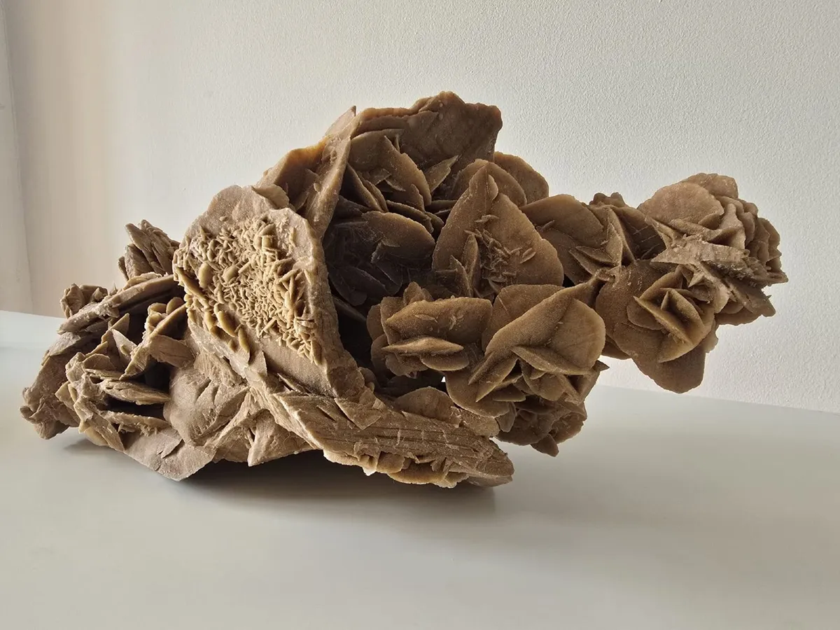 Large Desert Rose Mineral 9.1kg – 46cm - Image 1
