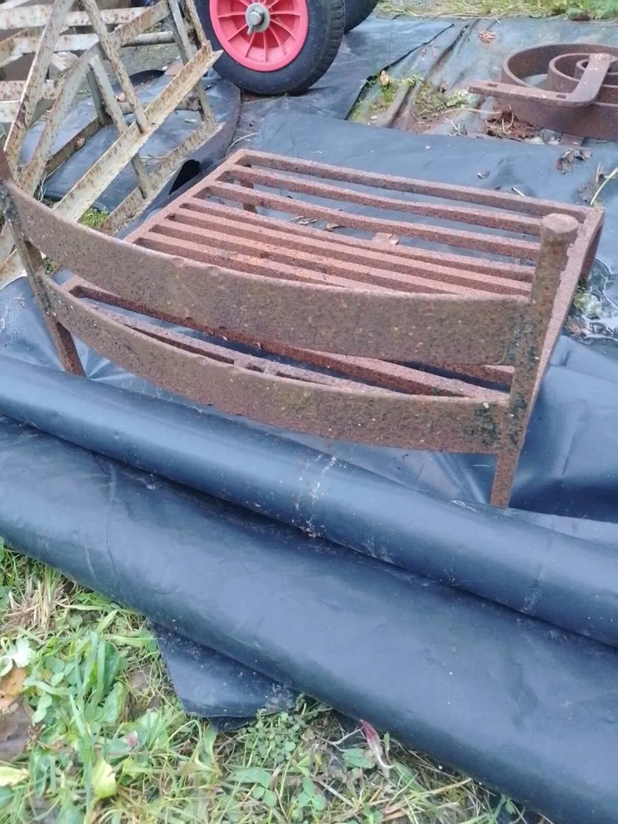 Antique Cast Iron Cottage Fireplace Grate - Image 2