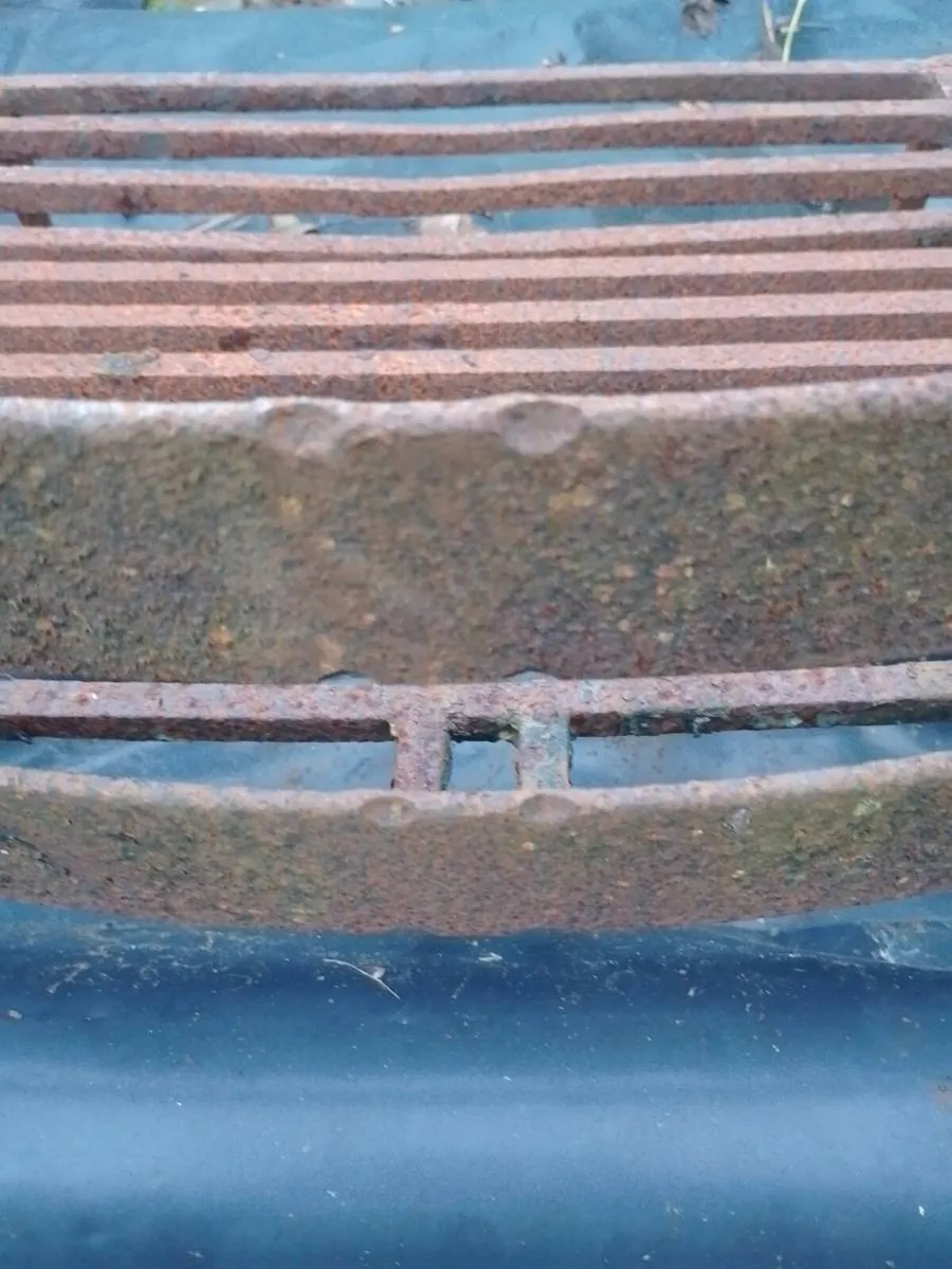 Antique Cast Iron Cottage Fireplace Grate - Image 4