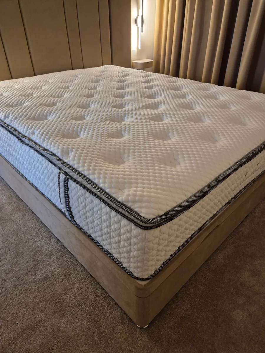 mattress - Image 2