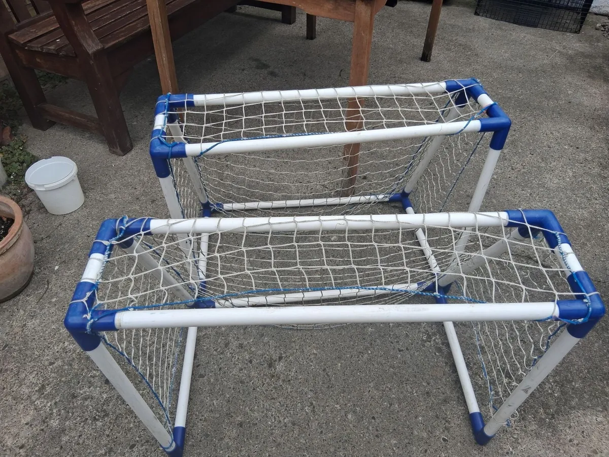 Junior Football Goalposts - Image 1