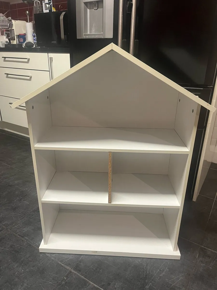 Free standing shelves - Image 2