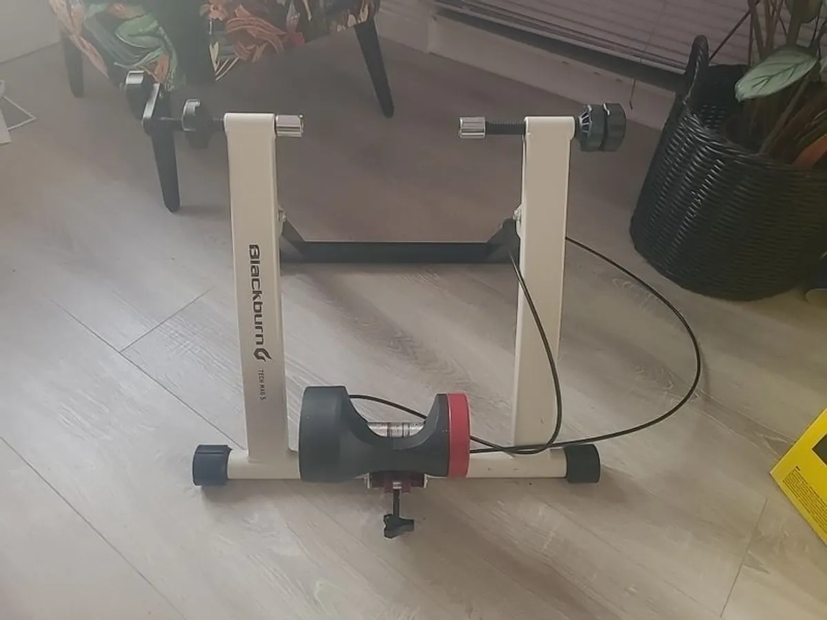 BIKE Indoor turbo trainer - Image 1