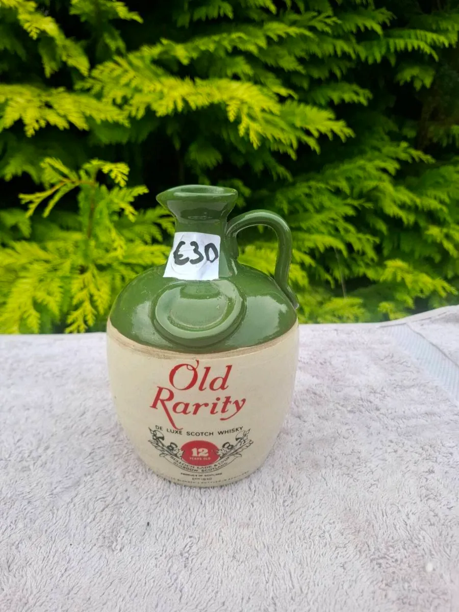 Old rarity whiskey carafe possible to post