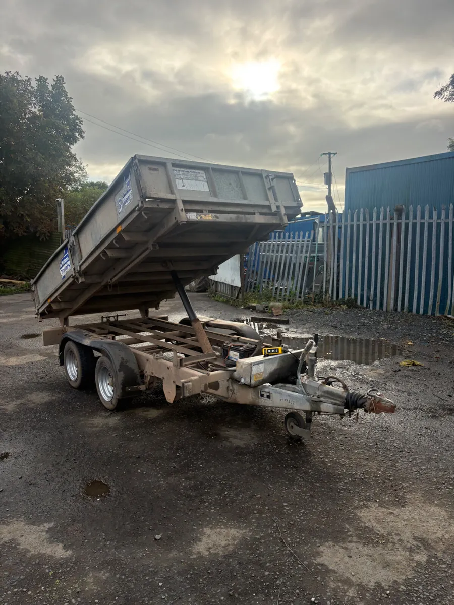 Ifor Williams 10ft tipping trailer - Image 1