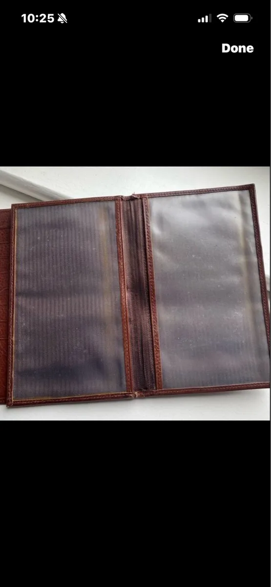 Quality Leather Travel Wallet - Image 4