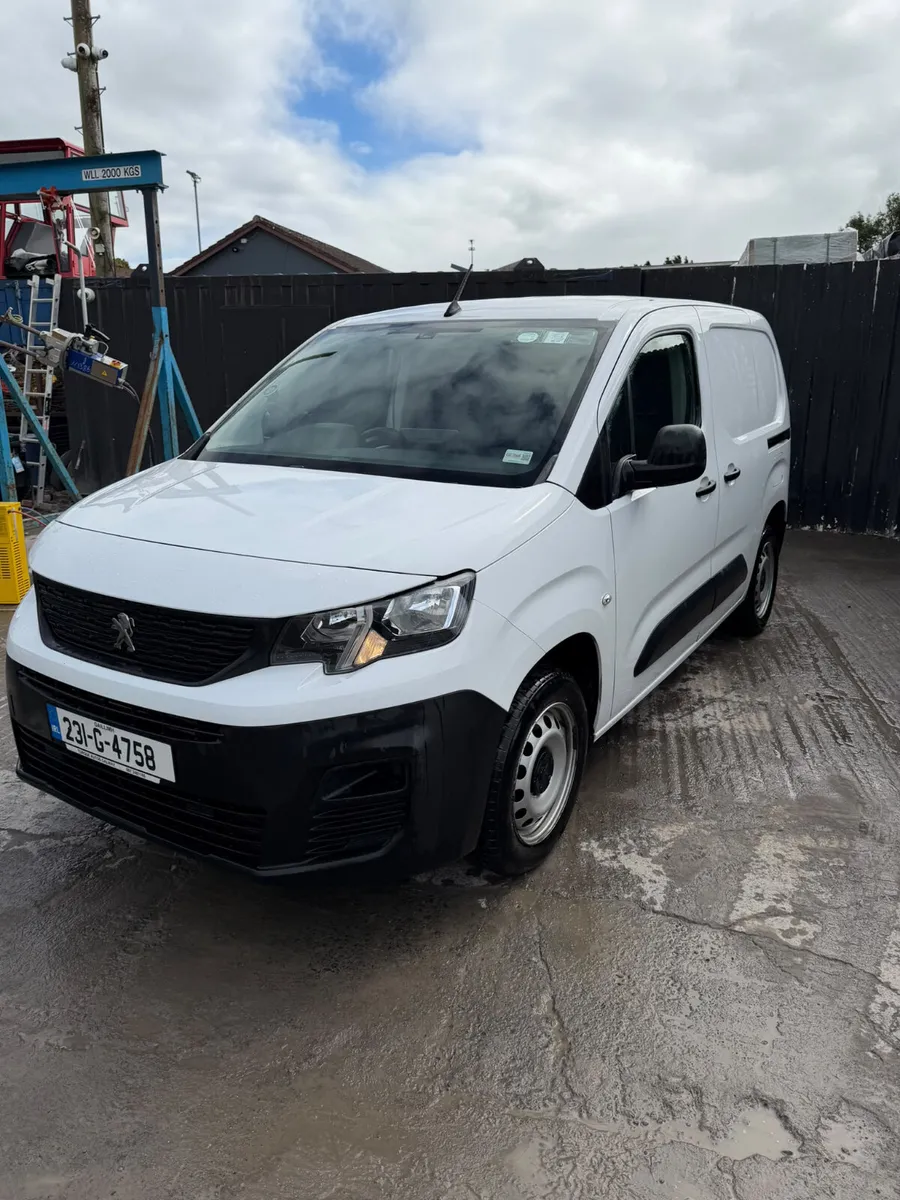 Peugeot Partner - Image 1