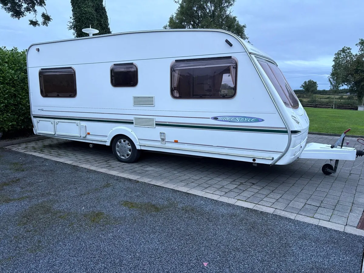 Caravan - Image 1