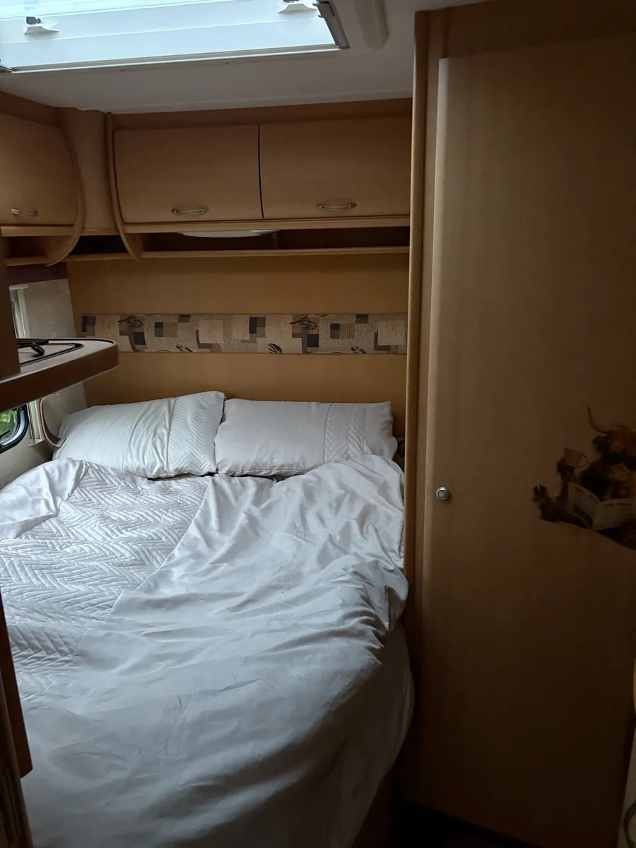 Caravan - Image 4