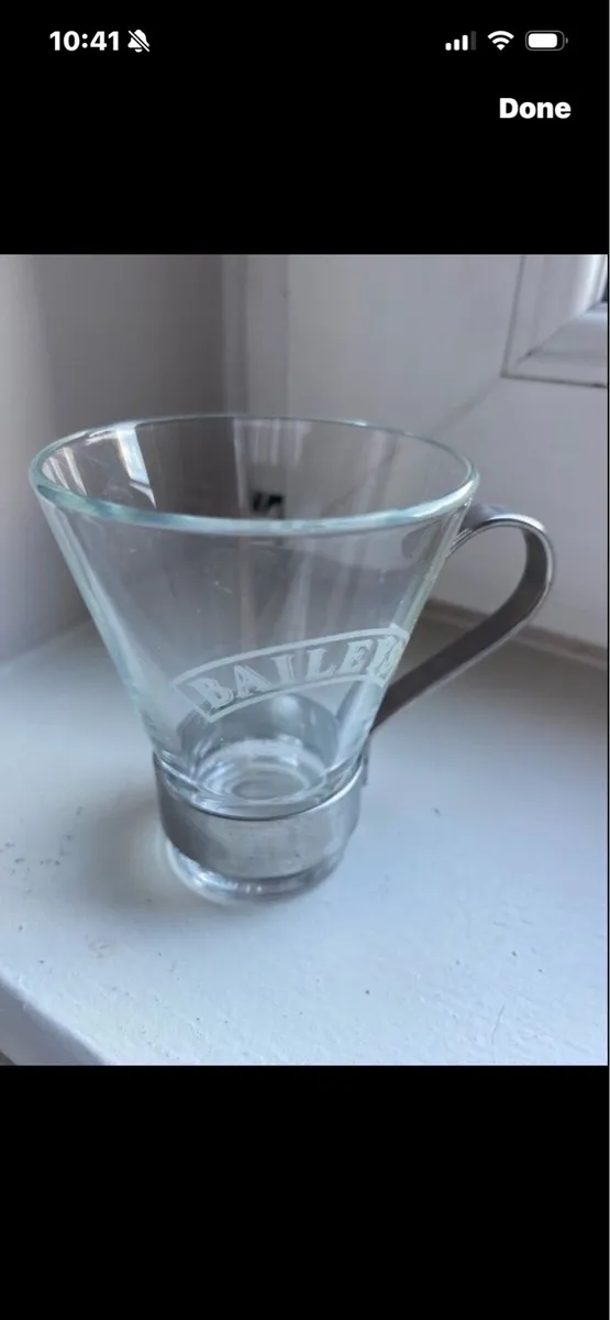 Very  Rare Baileys Glasses with metal handle (6) - Image 1