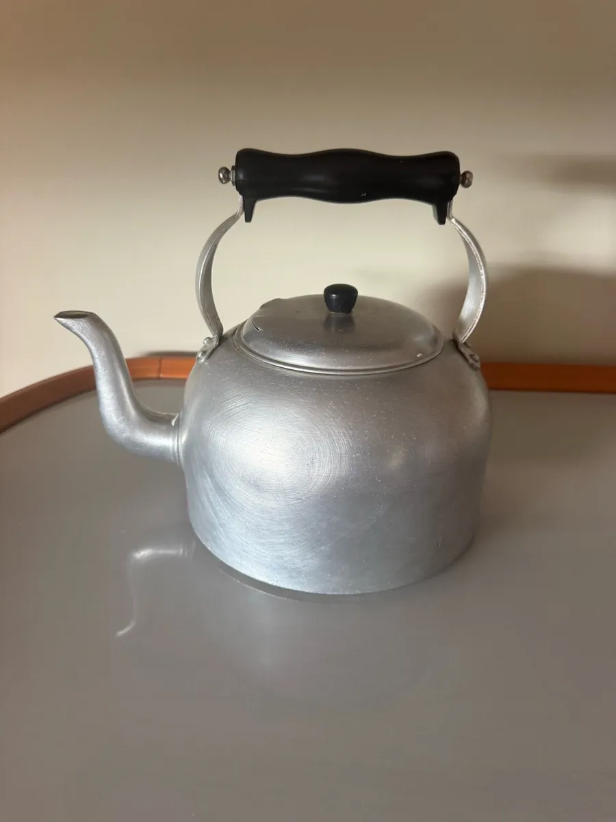 Vintage Castle Brand Kettle - Image 1