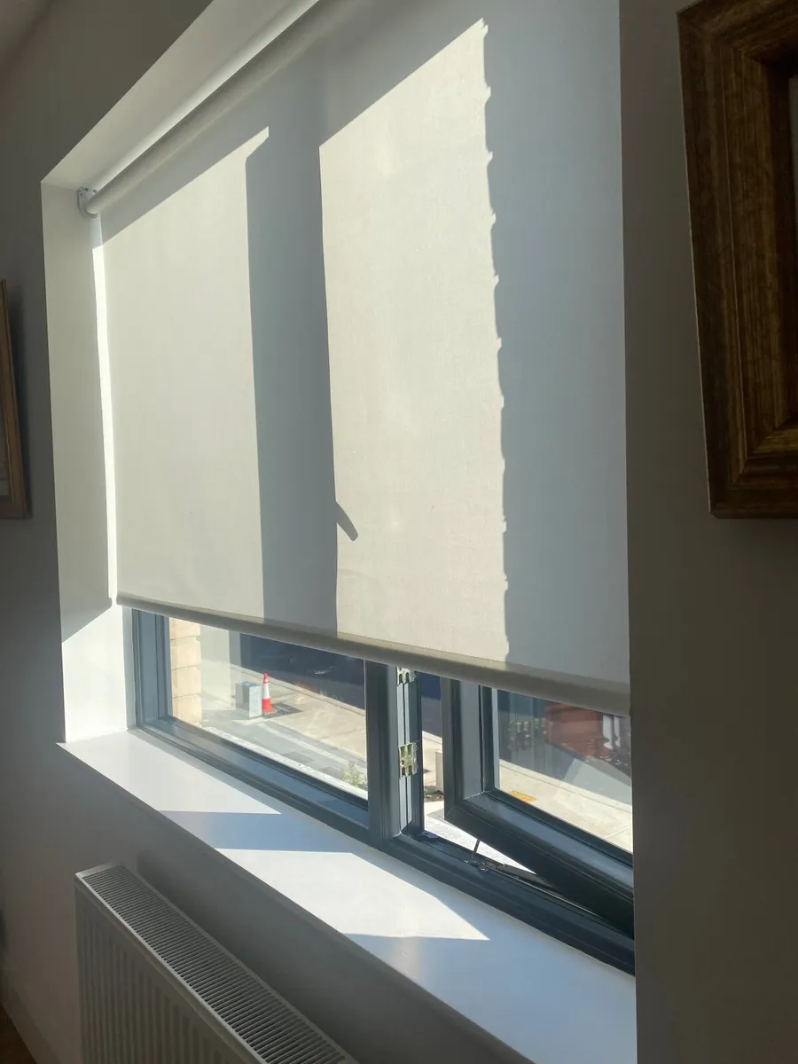 Roller blind - Image 3