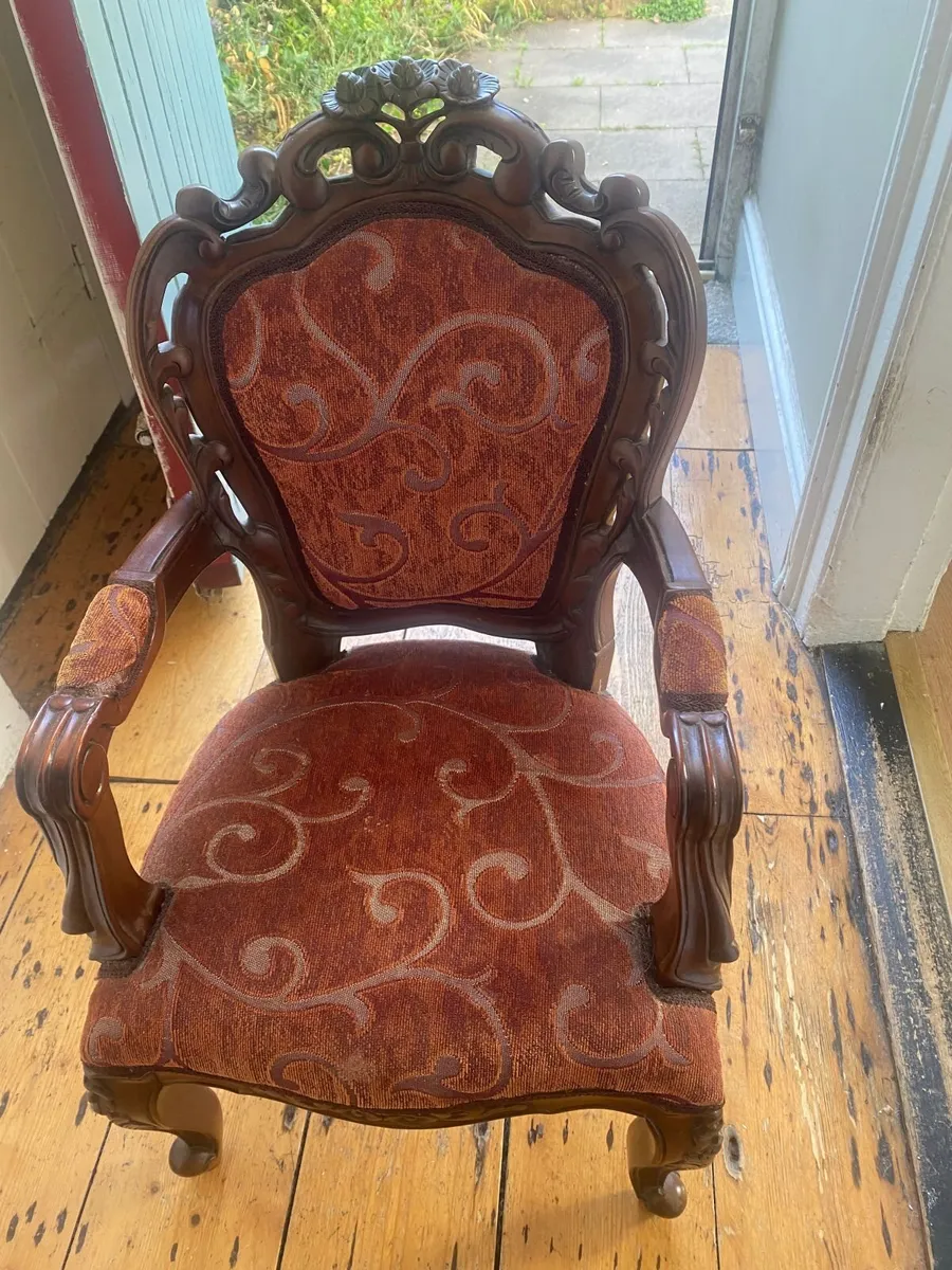 Antique chair - Image 2
