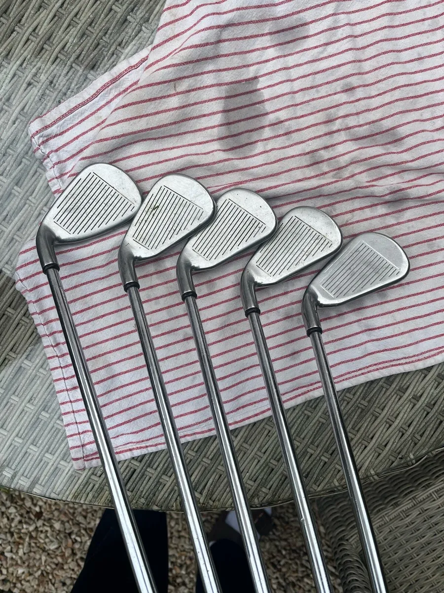 Golf clubs - Image 1