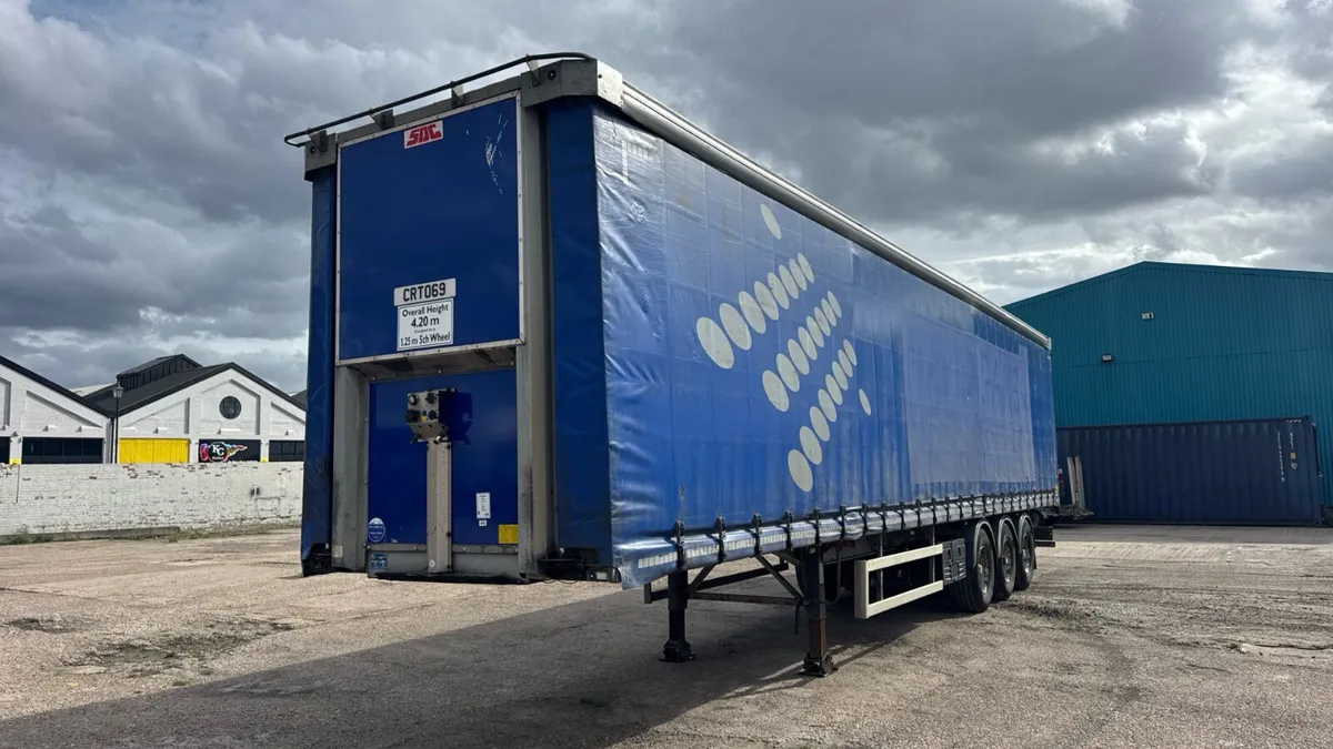2021 SDC Curtainside - Image 2