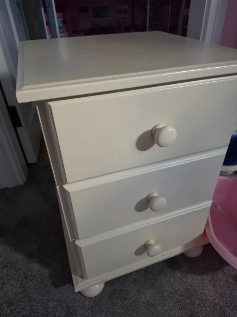 Bedside locker - Image 1