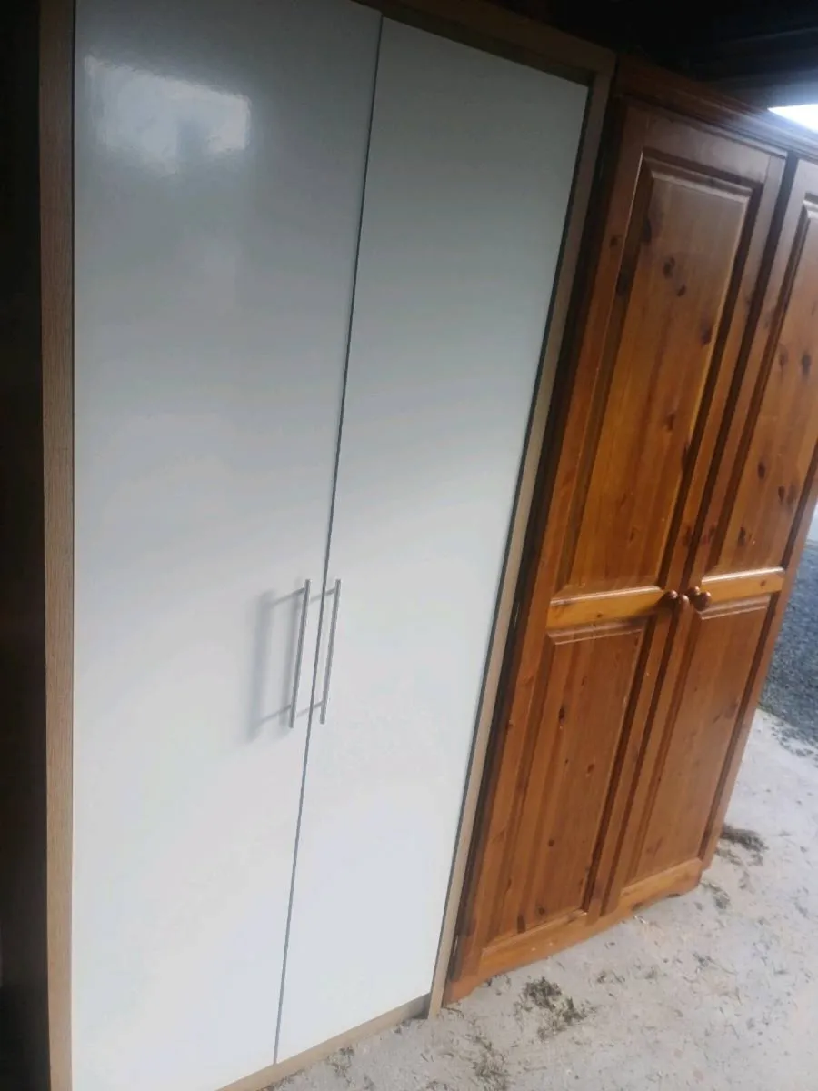DOUBLE WARDROBE - Image 1