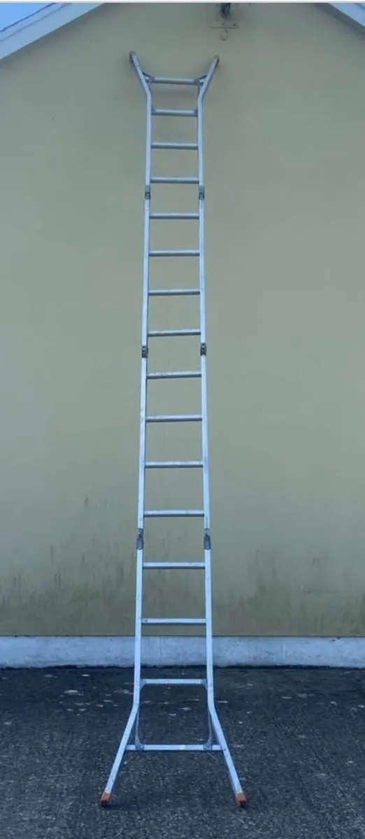 16ft Extendable Ladder - Image 3