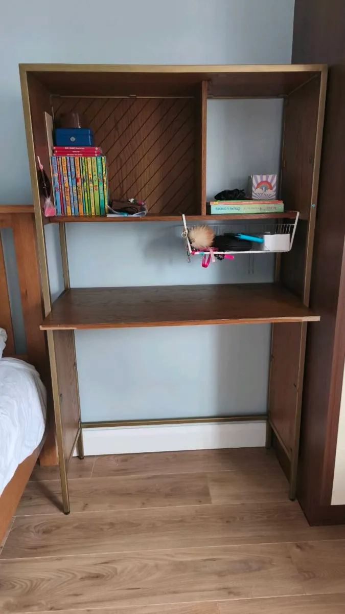 Desk shelves - Image 4