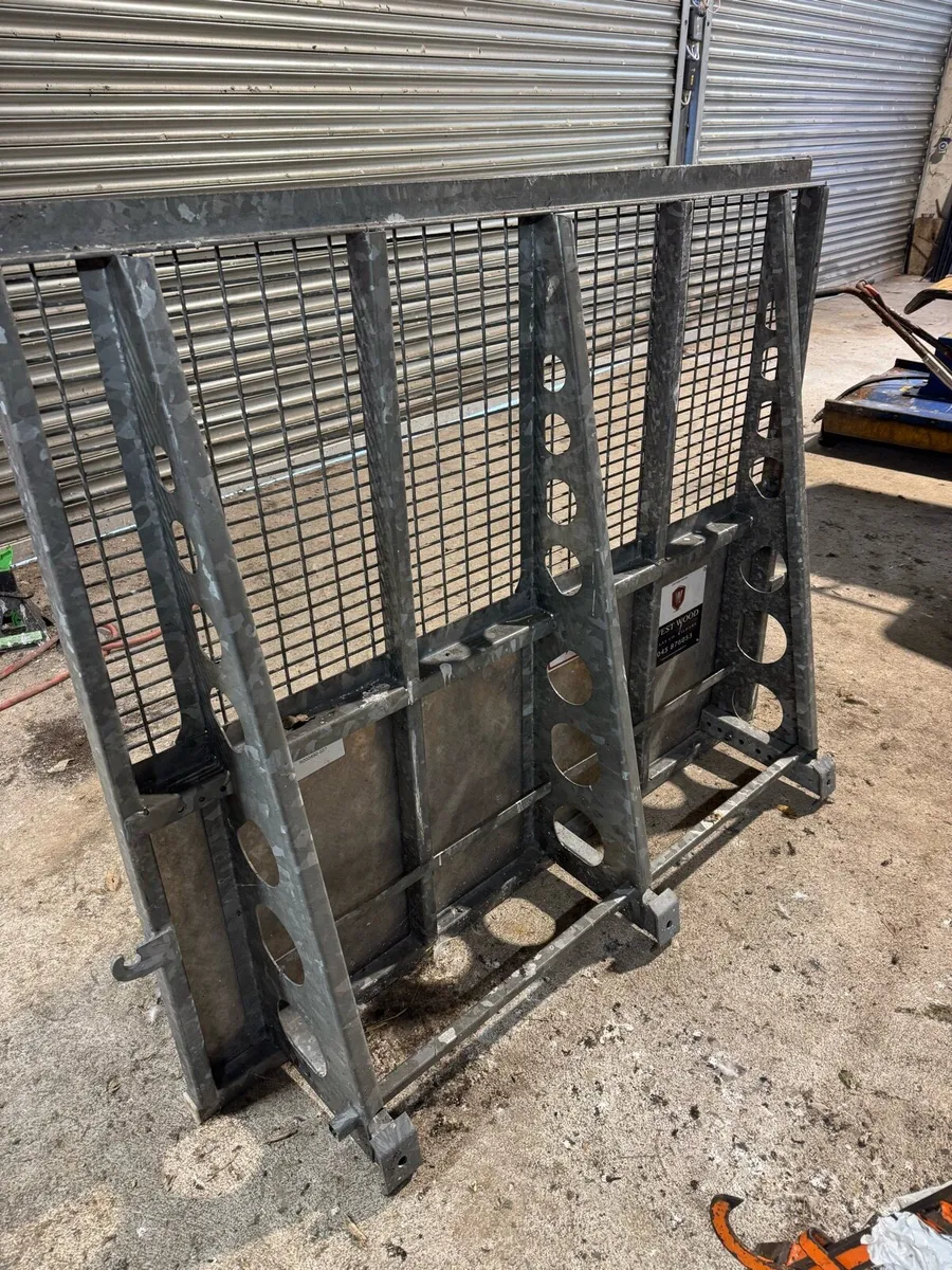 Ifor Williams trailer ramp - Image 1