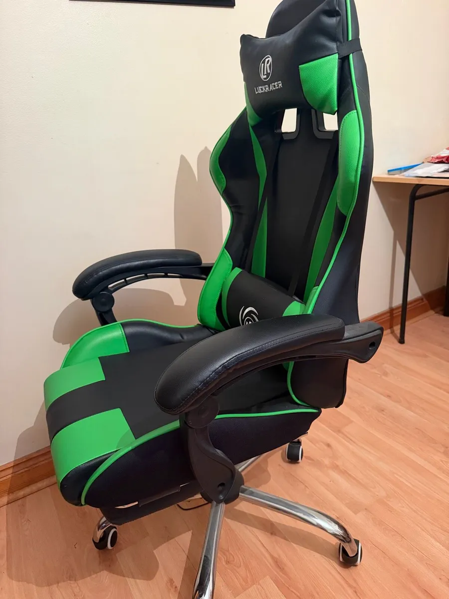 Gaming Chair - Image 2