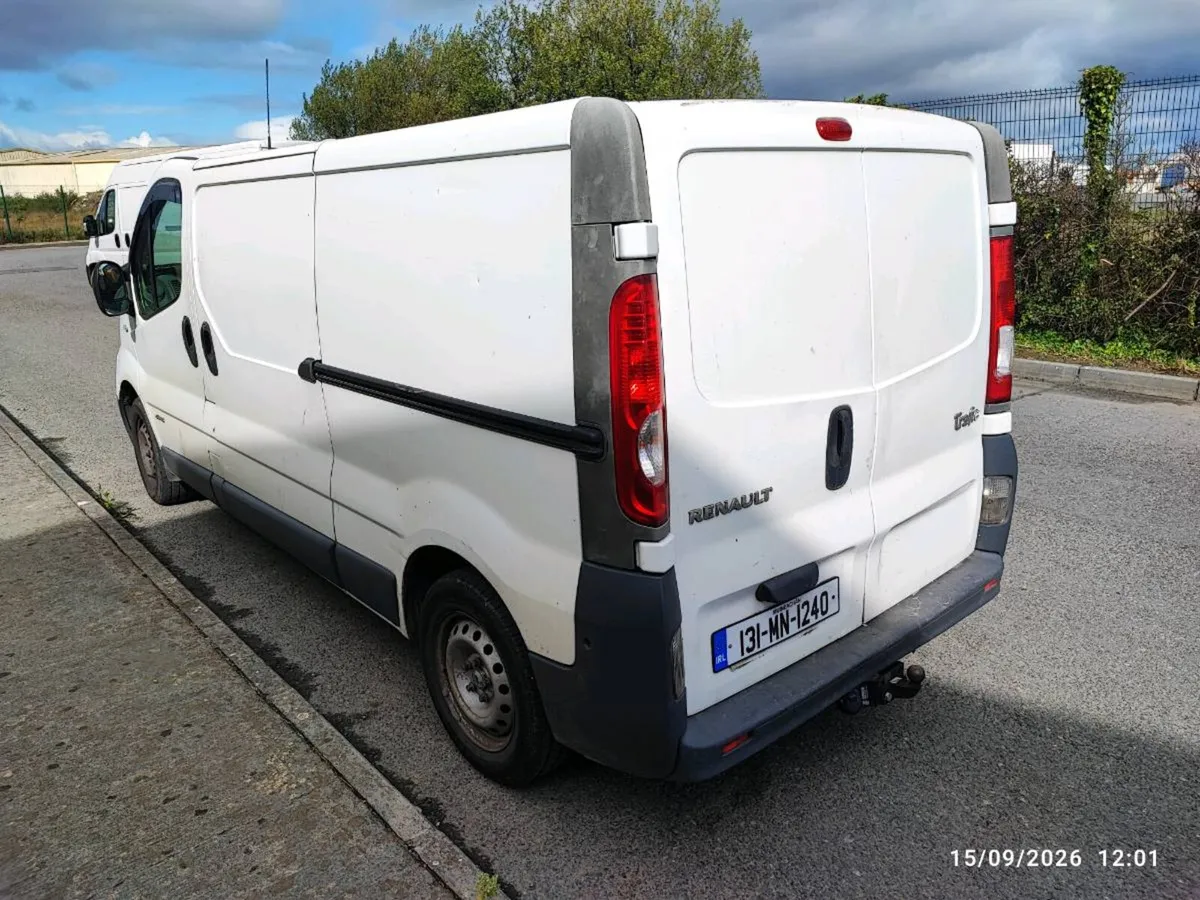 2013 Renault traffic . Fresh doe - Image 2