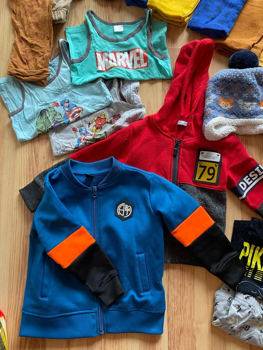 Boys’ Clothes Bundle- Size 98/104, Age 3–4 Years - Image 4