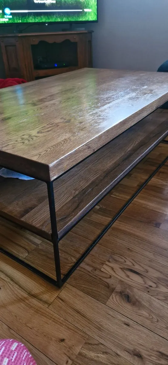 Large Solid Oak Coffee Table - Image 2