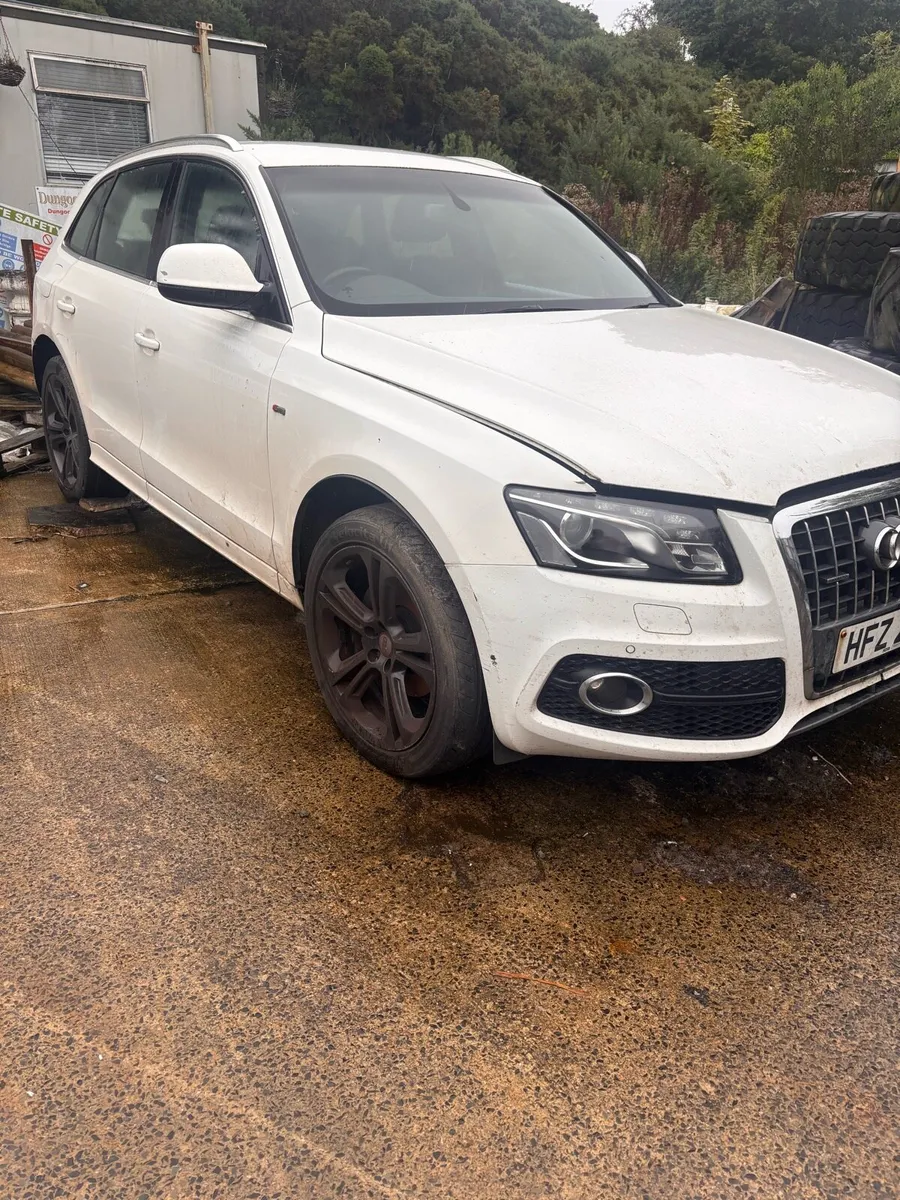 Audi q5 parts or repair - Image 1