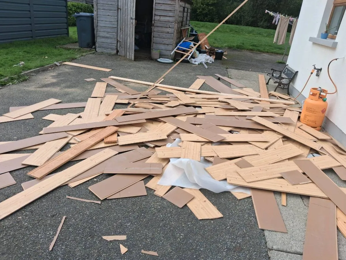 Laminate flooring - Image 2