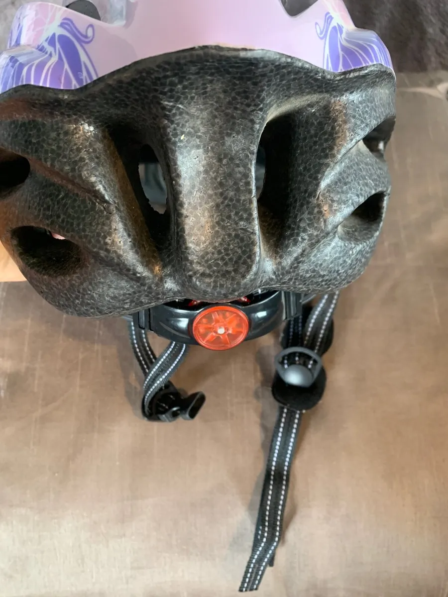 Kids bike helmet - Image 2