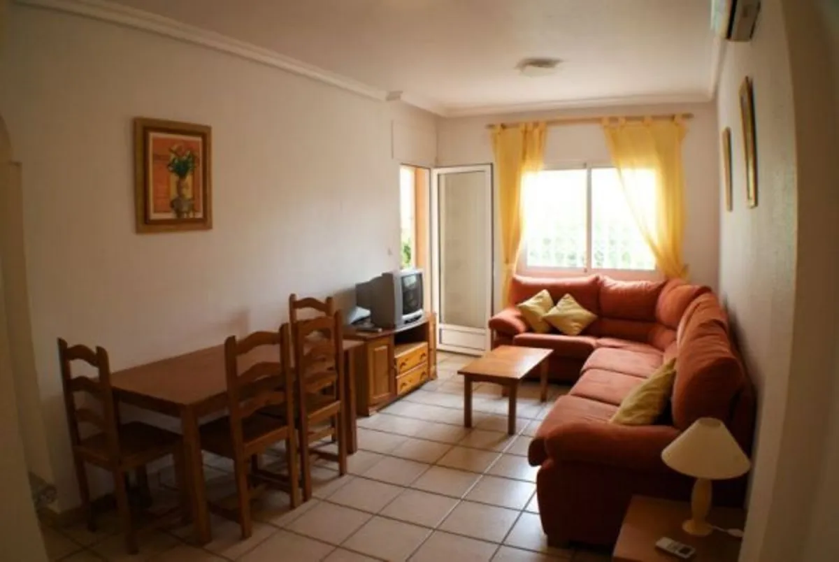 HOLIDAY HOME - Image 3