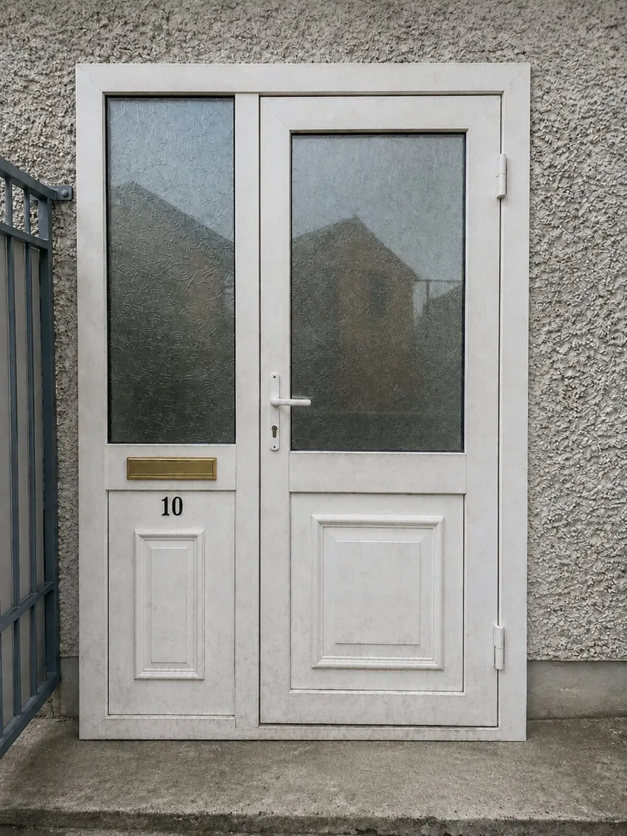 HIGH QUALITY WHITE DOOR AVAILABLE