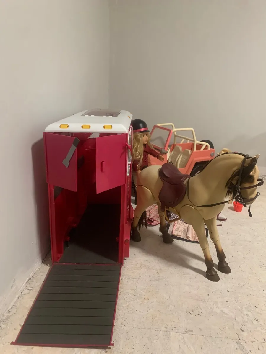 Our generation Horse pony horse box set - Image 2