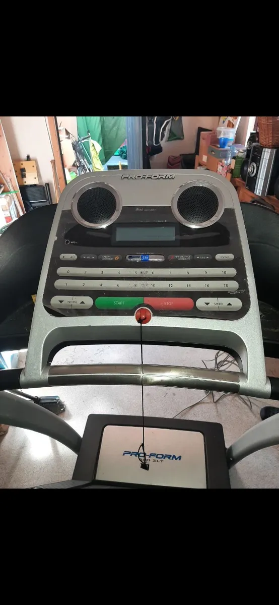 The ProForm 600 ZLT  Foldable Treadmill - Image 1