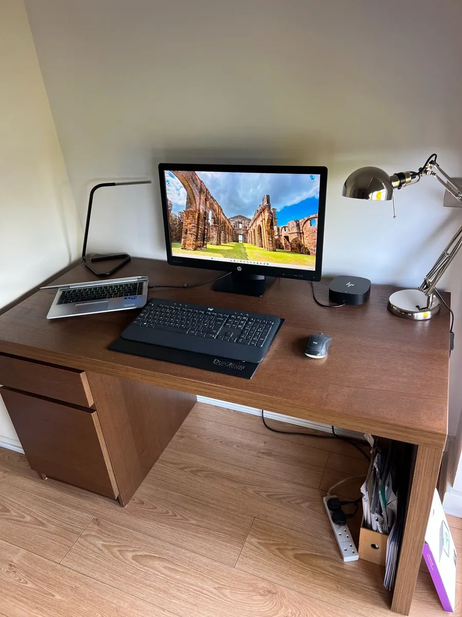 Office Desk - Image 1