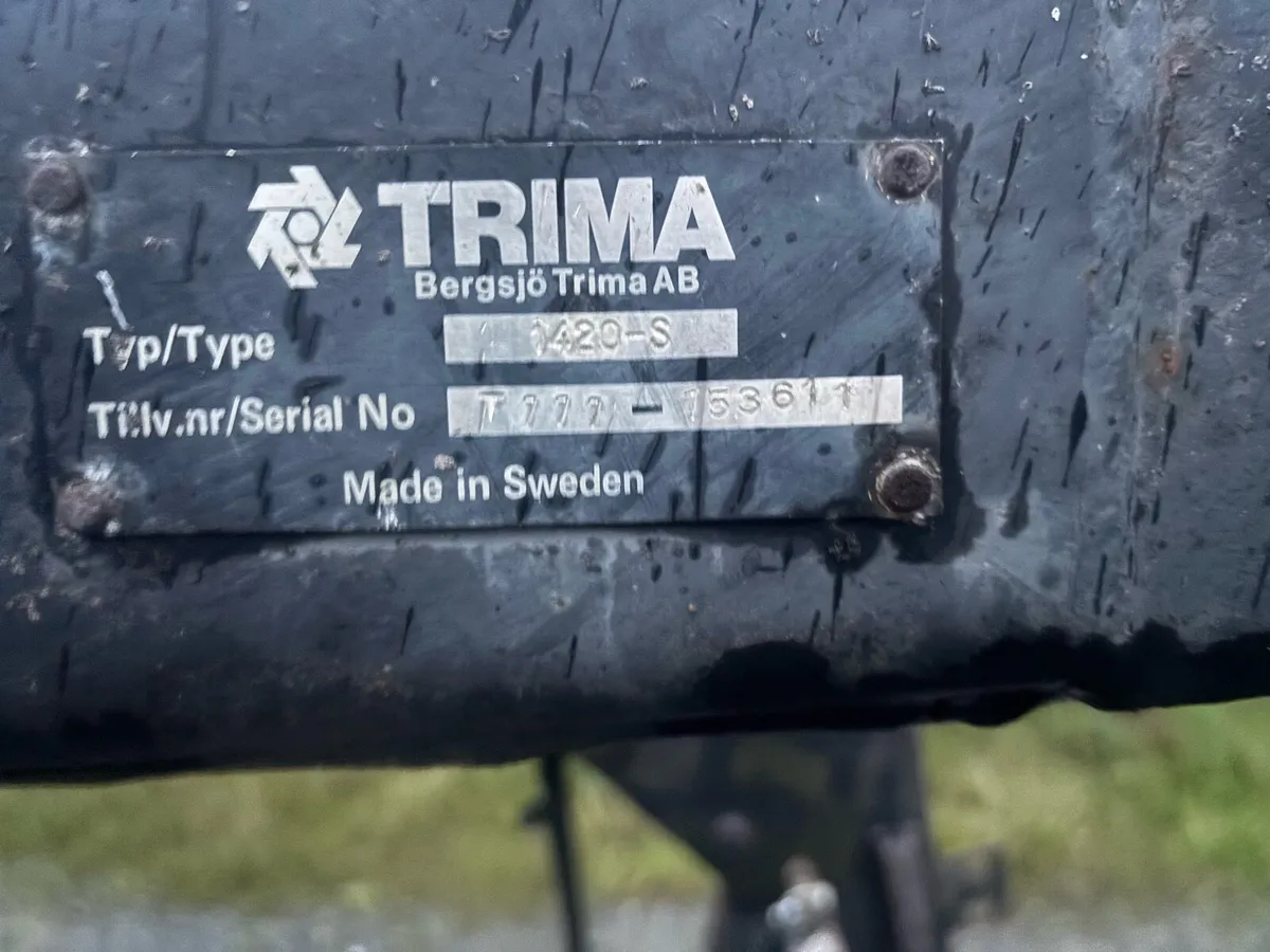 Trima loader with brackets - Image 4