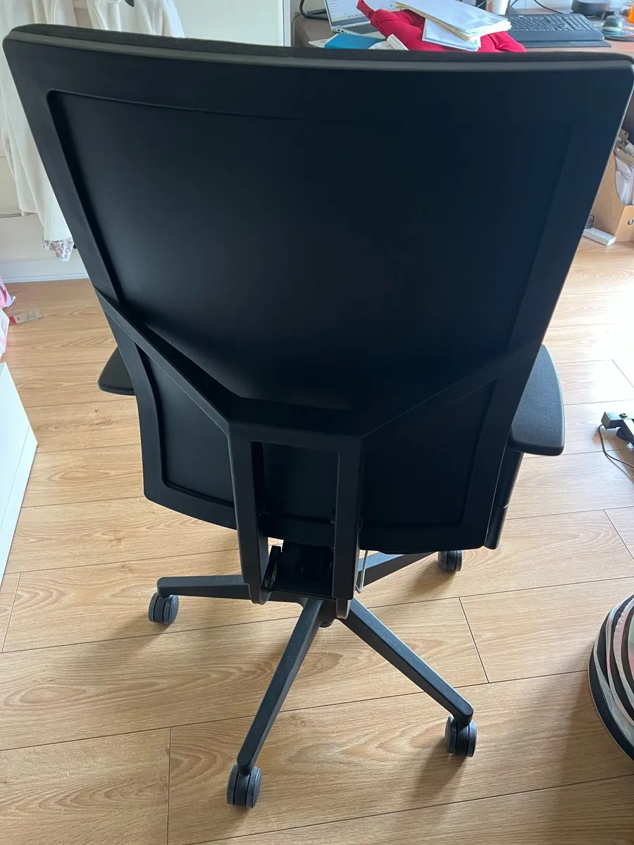 Office Chair - Image 2
