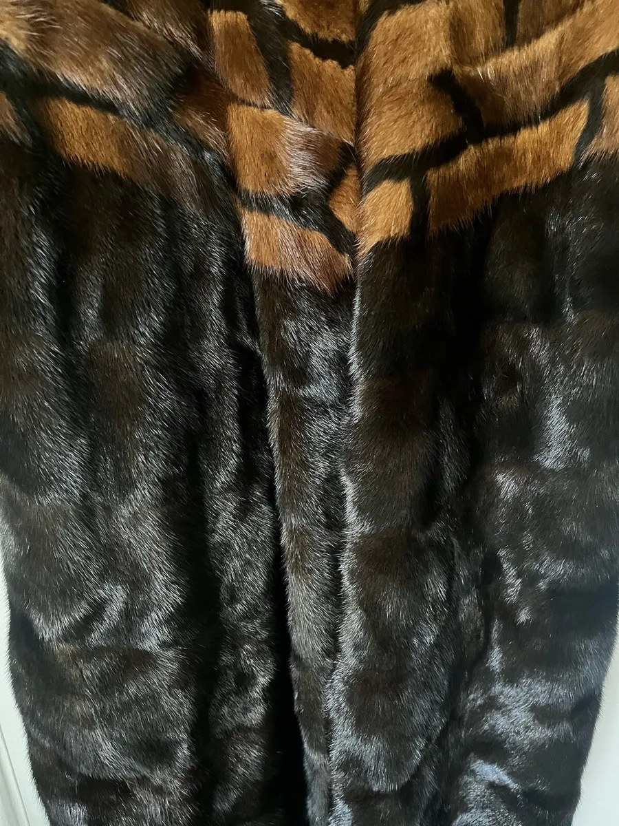 Saga mink fur coat - Image 2