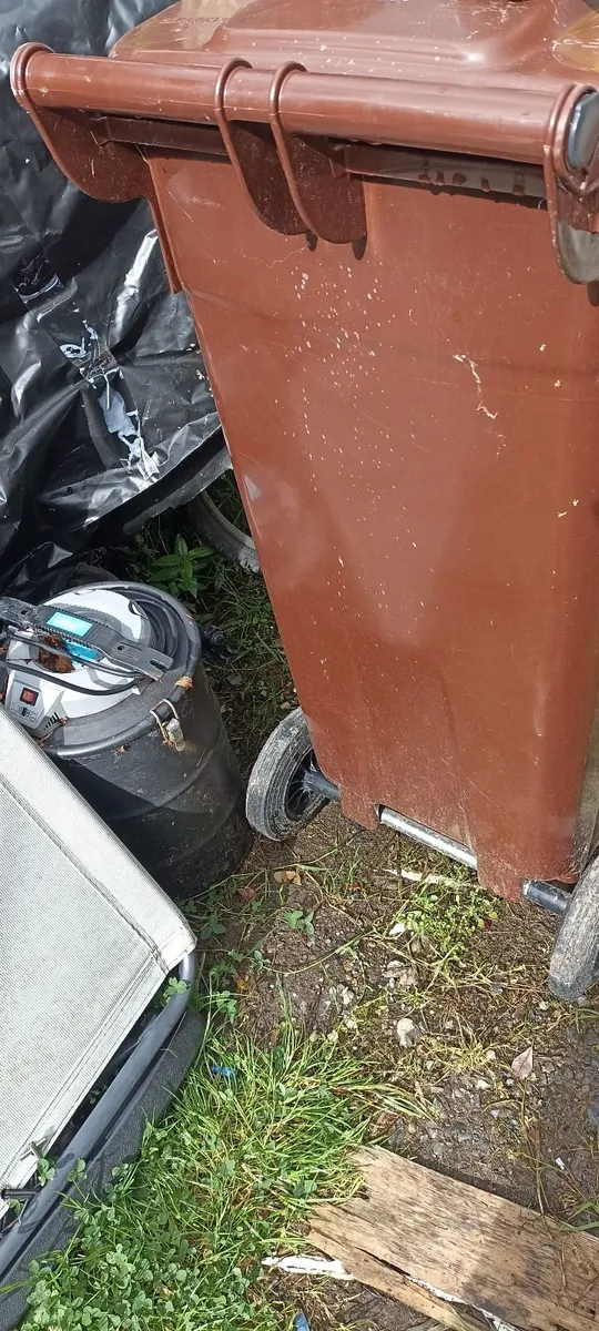 Wheelie Bins (3) - Image 3