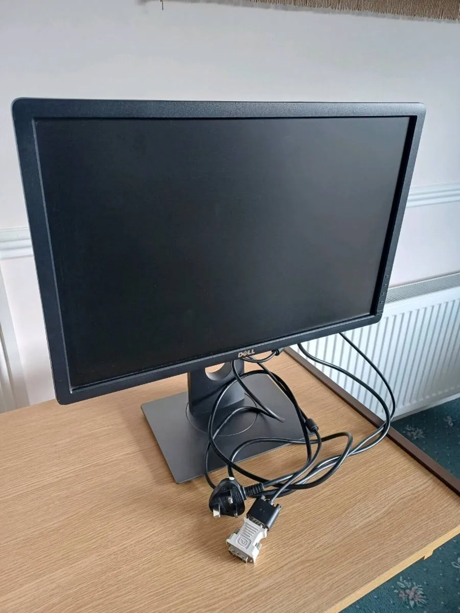 22" Dell Flat Panel Monitor - Image 1