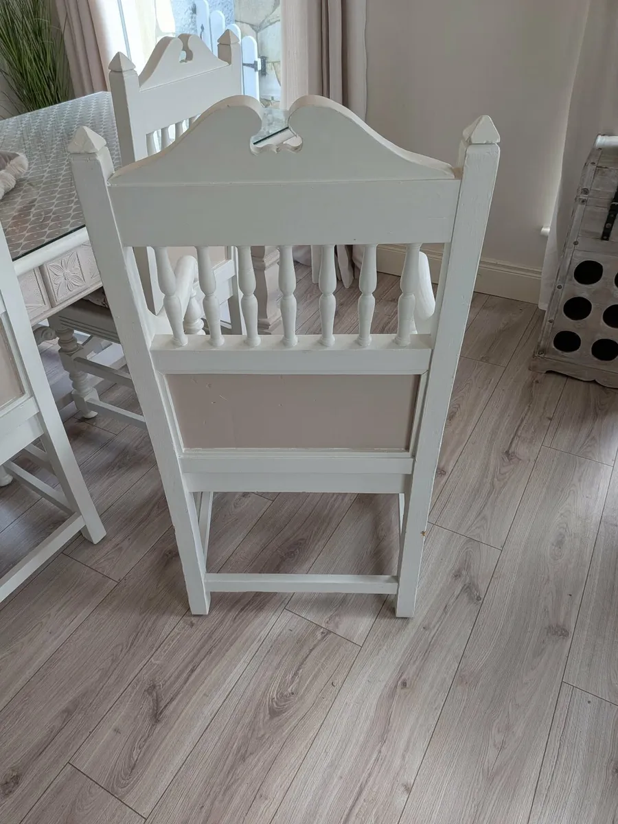table and 6 chairs - Image 3