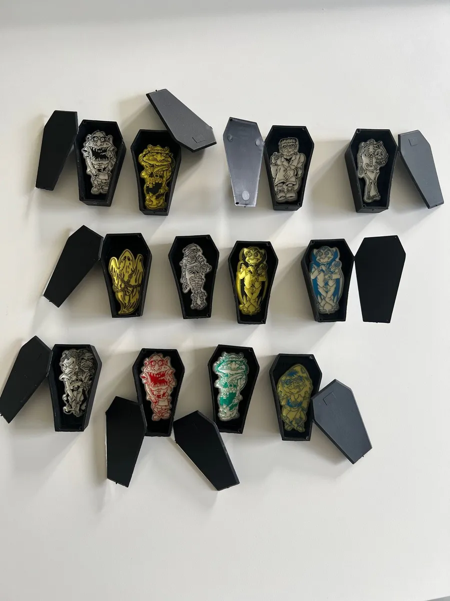 Halloween vintage badges spooky chews Frankenstein - Image 1