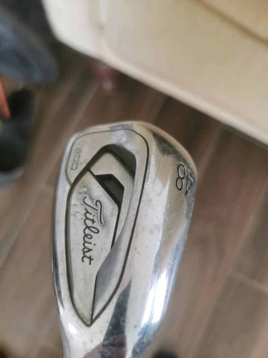 Titleist T 200 48 degree wedge - Image 1