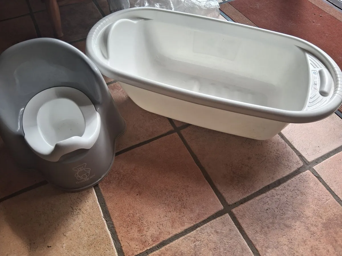 Baby Bath and Trainer Potty - Image 3