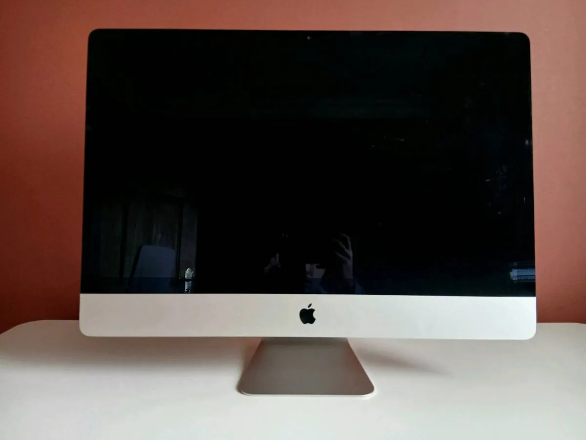 Upgraded Apple iMac 27" (2017) | 3.8GHz i5 | - Image 1