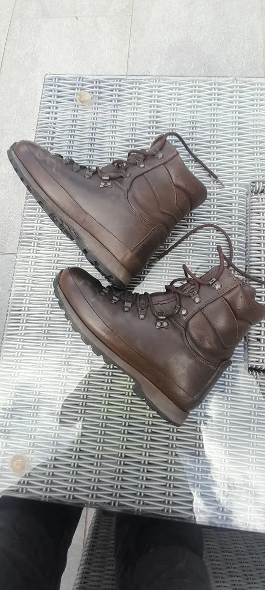 Boots - Image 3